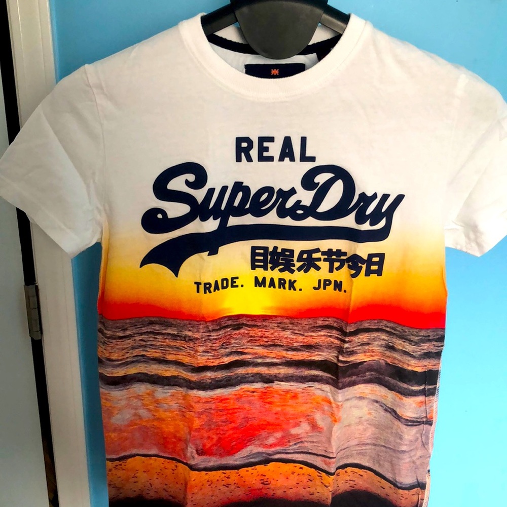 Superdry T-shirt